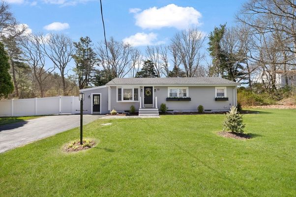 Attached, Backyard, Exterior, Facade, Cape Cod