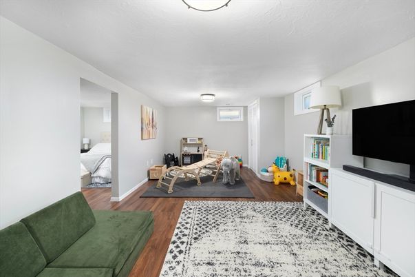 Bedroom, Home Office, Interior, Wood Texture Flooring