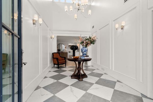Chandelier, Interior, Marble