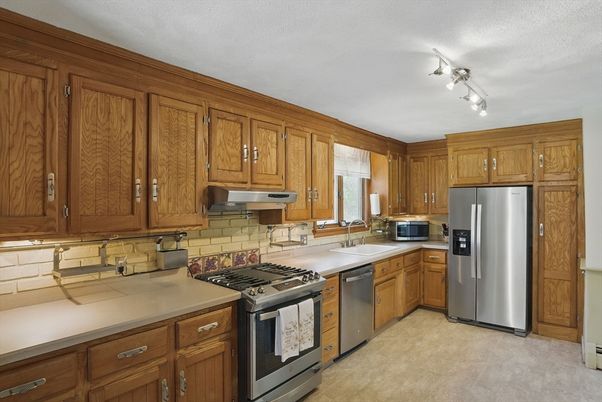 Interior, Kitchen, Stainless Steel Appliances