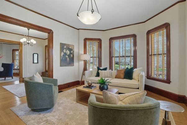 Interior, Living room, Pendant Lights, Wood Texture Flooring