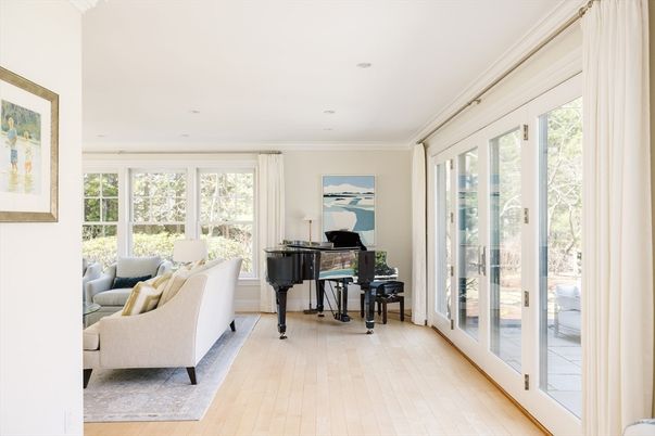 Interior, Living room, Piano, Recessed Lighting, Wood Texture Flooring