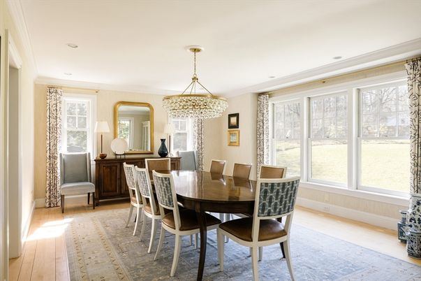 Chandelier, Dining room, Interior, Recessed Lighting, Wood Texture Flooring