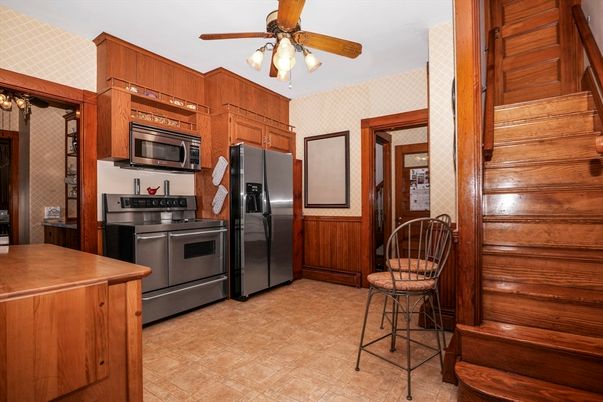 Interior, Kitchen, Stainless Steel Appliances