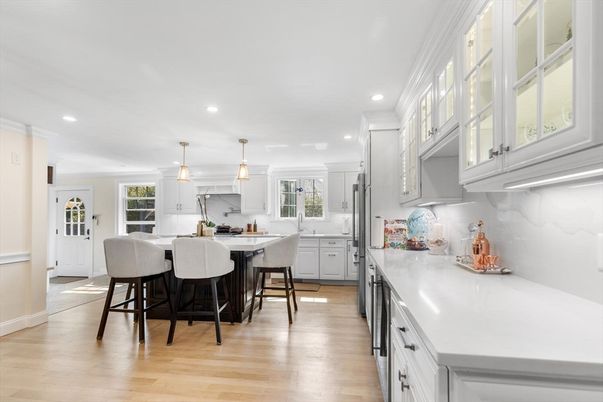 Interior, Kitchen, Pendant Lights, Recessed Lighting, Wood Texture Flooring