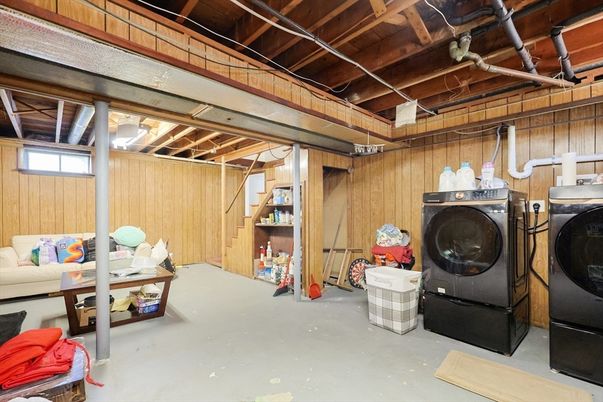 Interior, Washer, Wooden Beams, Wooden Ceilings, Wooden Walls