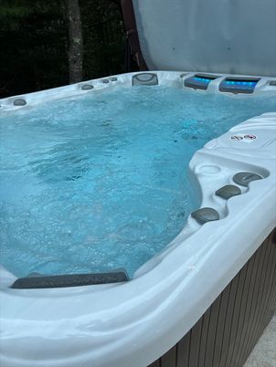 Exterior, Hot Tub