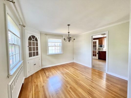 Chandelier, Empty room, Interior, Wood Texture Flooring