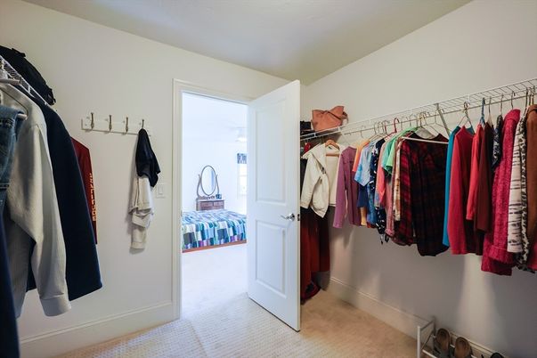 Interior, Walk-in Closets