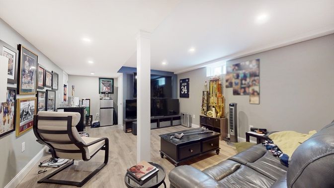 Interior, Recessed Lighting, Wood Texture Flooring