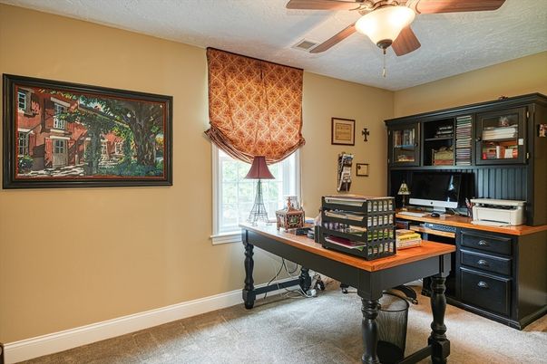 Home Office, Interior