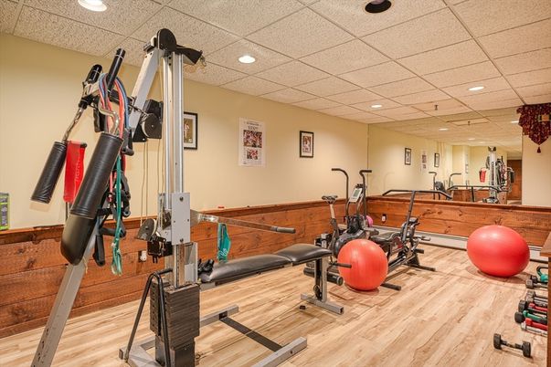 Fitness Equipment, Interior, Recessed Lighting, Wood Texture Flooring