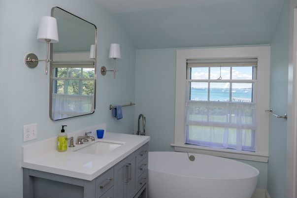 Bathroom, Free Standing Baths, Interior
