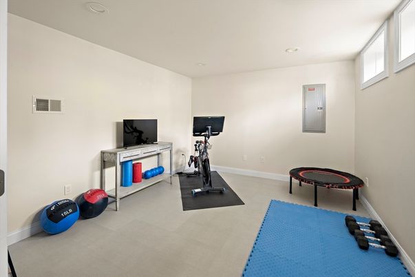 Fitness Equipment, Interior, Recessed Lighting