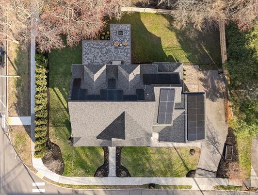 Exterior, Drone