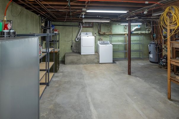 Interior, Washer