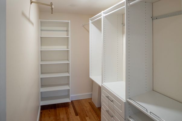 Interior, Walk-in Closets, Wood Texture Flooring