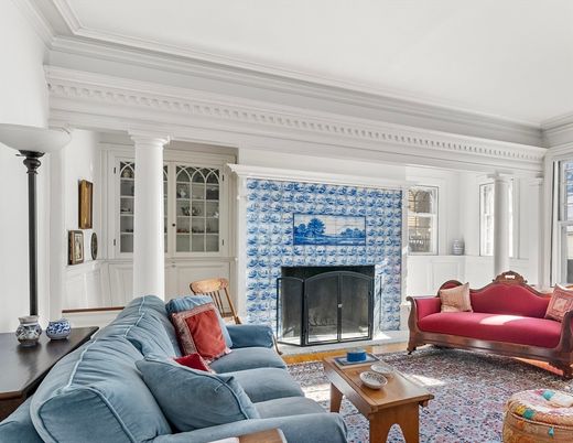 Fireplace, Interior, Living room