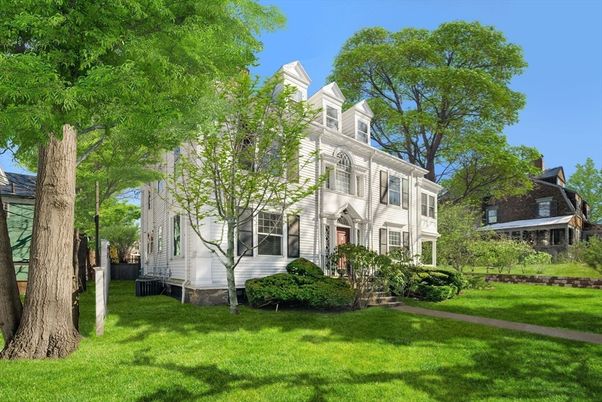 Backyard, Exterior, Facade, Georgian