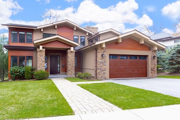 Attached, Exterior, Facade, Brick Facade, American Craftsman