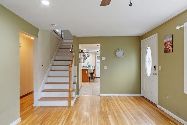 Chandelier, Interior, Recessed Lighting, Wood Texture Flooring