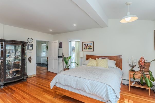Bedroom, Interior, Pendant Lights, Recessed Lighting, Wood Texture Flooring