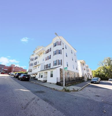 Exterior, Facade, Condo Building