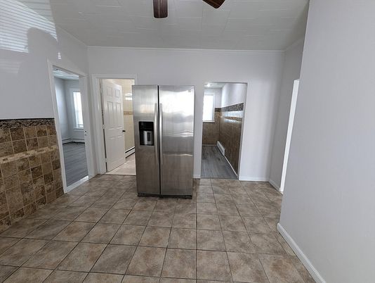 Interior, Stainless Steel Appliances