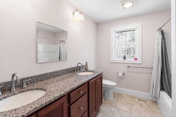 Bathroom, Dual Sink Vanities, Interior