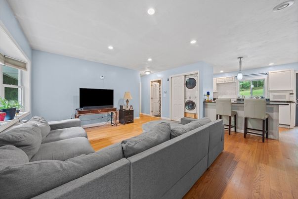 Interior, Kitchen, Living room, Pendant Lights, Recessed Lighting, Wood Texture Flooring