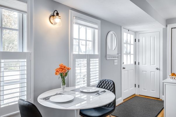 Dining room, Interior