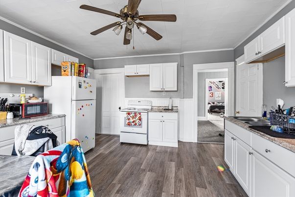 Interior, Kitchen, Wood Texture Flooring