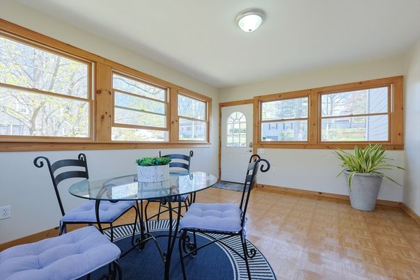 Dining room, Interior