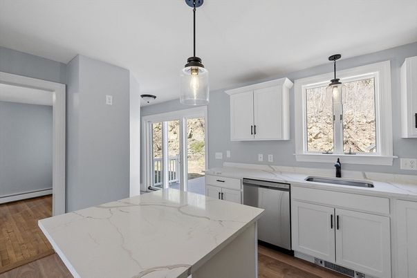 Interior, Kitchen, Pendant Lights, Wood Texture Flooring