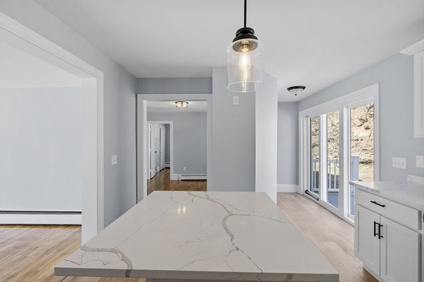 Interior, Pendant Lights, Wood Texture Flooring