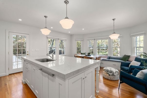 Dining room, Interior, Kitchen, Living room, Pendant Lights, Recessed Lighting, Wood Texture Flooring