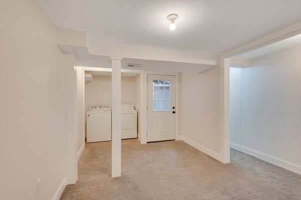 Interior, Washer