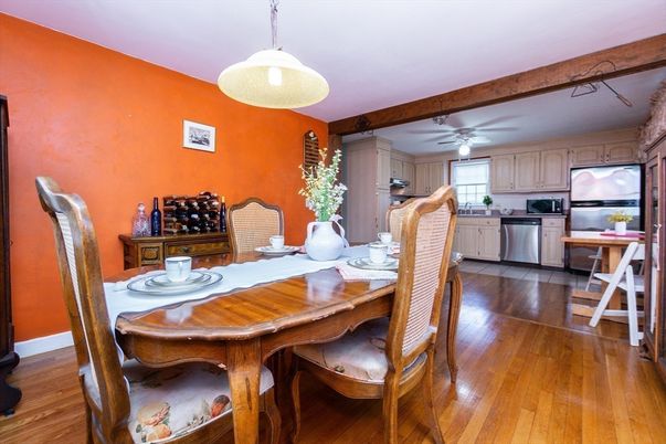 Dining room, Interior, Kitchen, Pendant Lights, Wood Texture Flooring