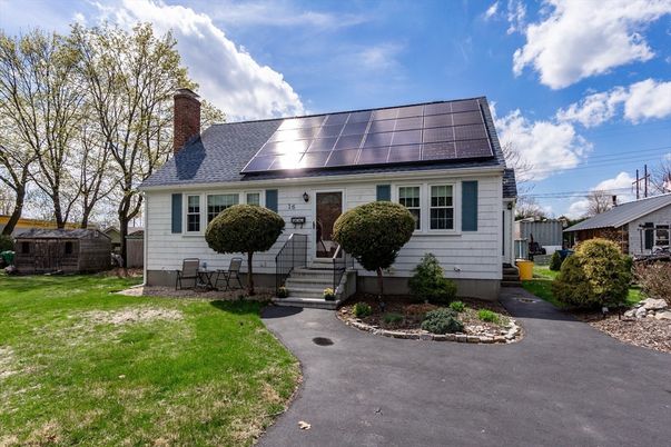 Exterior, Facade, Solar Panels, Cape Cod