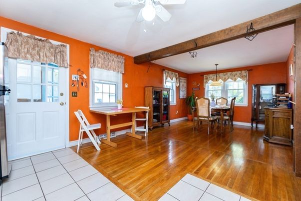 Dining room, Interior, Pendant Lights, Wooden Beams, Wood Texture Flooring
