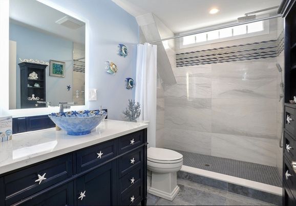 Bathroom, Interior, Recessed Lighting