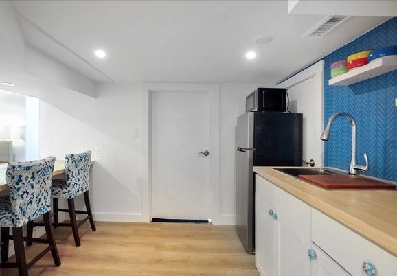 Interior, Kitchen, Recessed Lighting, Wood Texture Flooring