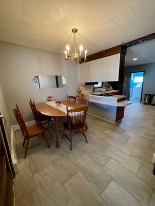 Chandelier, Dining room, Interior, Kitchen, Recessed Lighting, Wood Texture Flooring