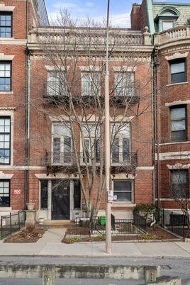 Exterior, Facade, Brick Facade, Rowhouse