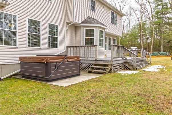 Backyard, Exterior, Hot Tub