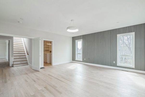 Empty room, Interior, Pendant Lights, Wood Texture Flooring