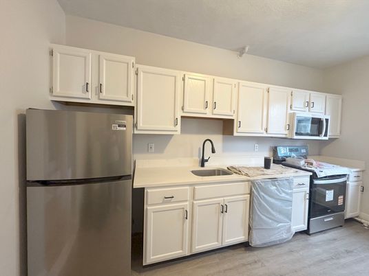 Interior, Kitchen, Wood Texture Flooring