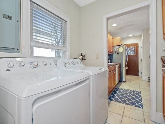 Interior, Recessed Lighting, Washer