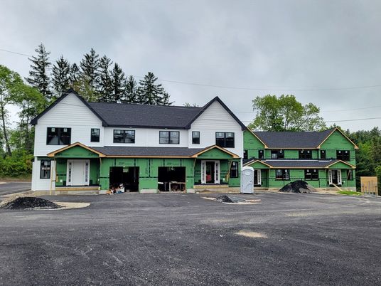 Backyard, Exterior, Facade, Farmhouse