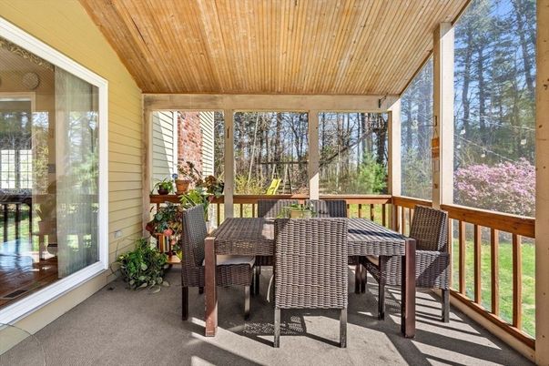 Dining room, Interior, Sun Room, Wooden Ceilings